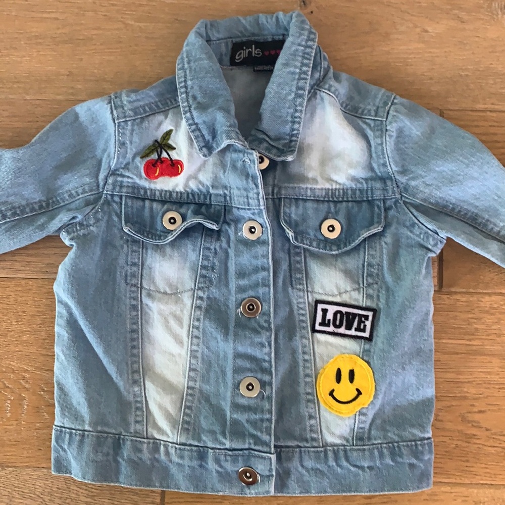 NWOT Girls Light Wash Denim Jacket